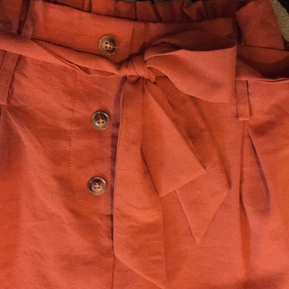 High Rise flowy shorts - Picture 3 of 4
